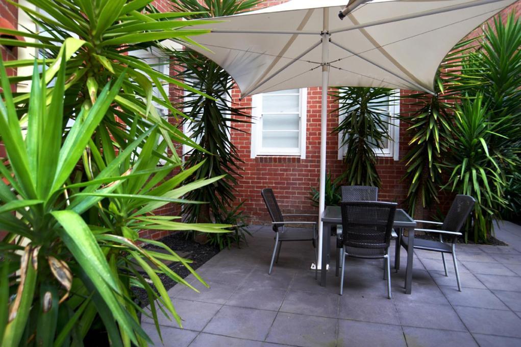 Quest East Melbourne Aparthotel Εξωτερικό φωτογραφία